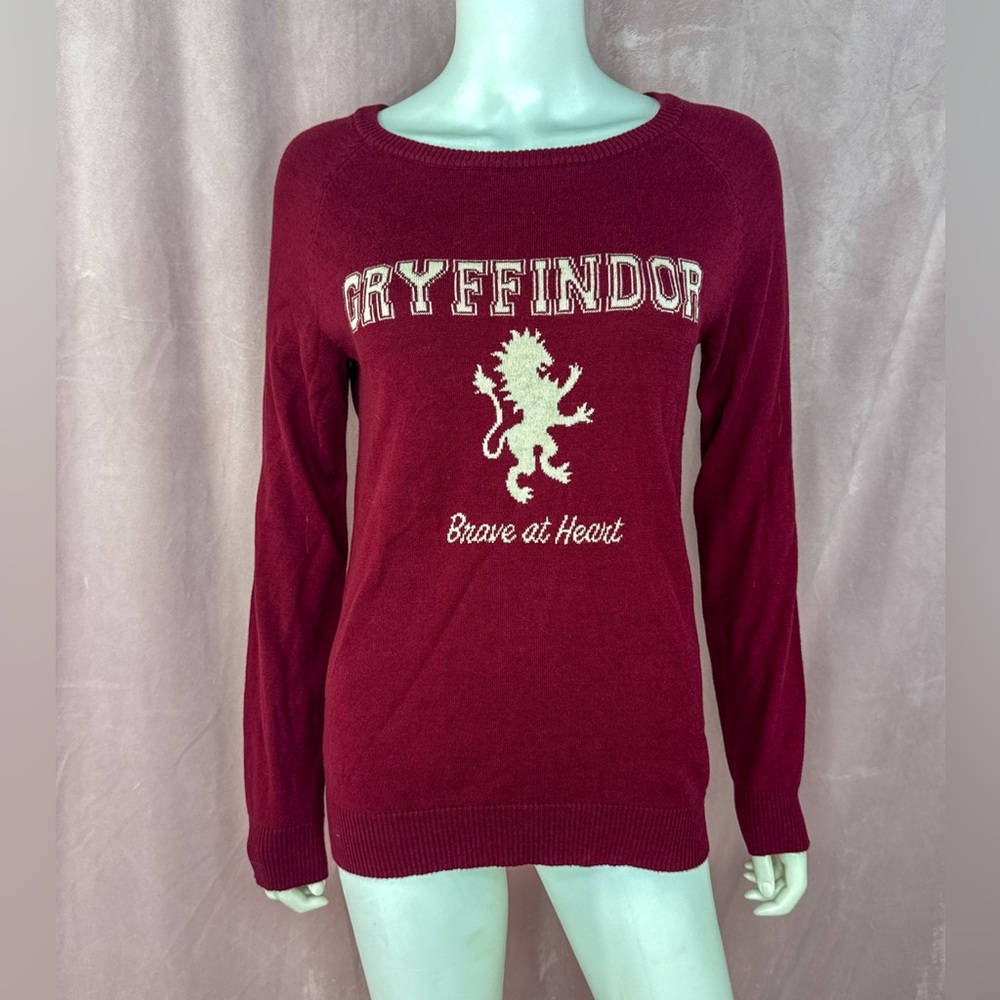 Harry Potter Gryffindor Maroon Soft Sweater Size Small Long Sleeve Magical